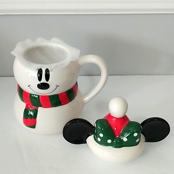 Disney Christmas Minnie Mouse Ceramic Mug - Picture 5 of 7